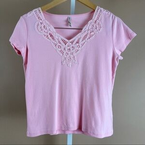 Vintage 90's White Stage Size 8/10 Medium Soft Pink Crochet Crop Top